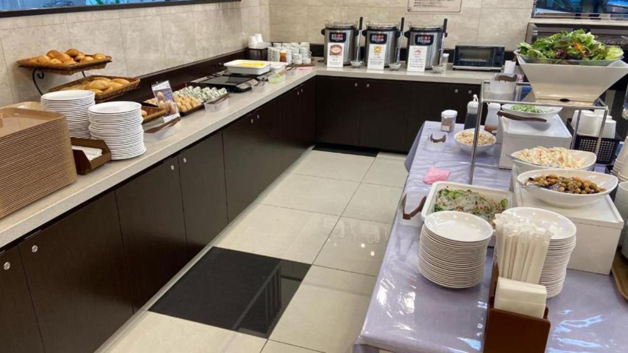 Toyoko Inn Tokyo Akishima-Eki Minami-Guchi Dış mekan fotoğraf